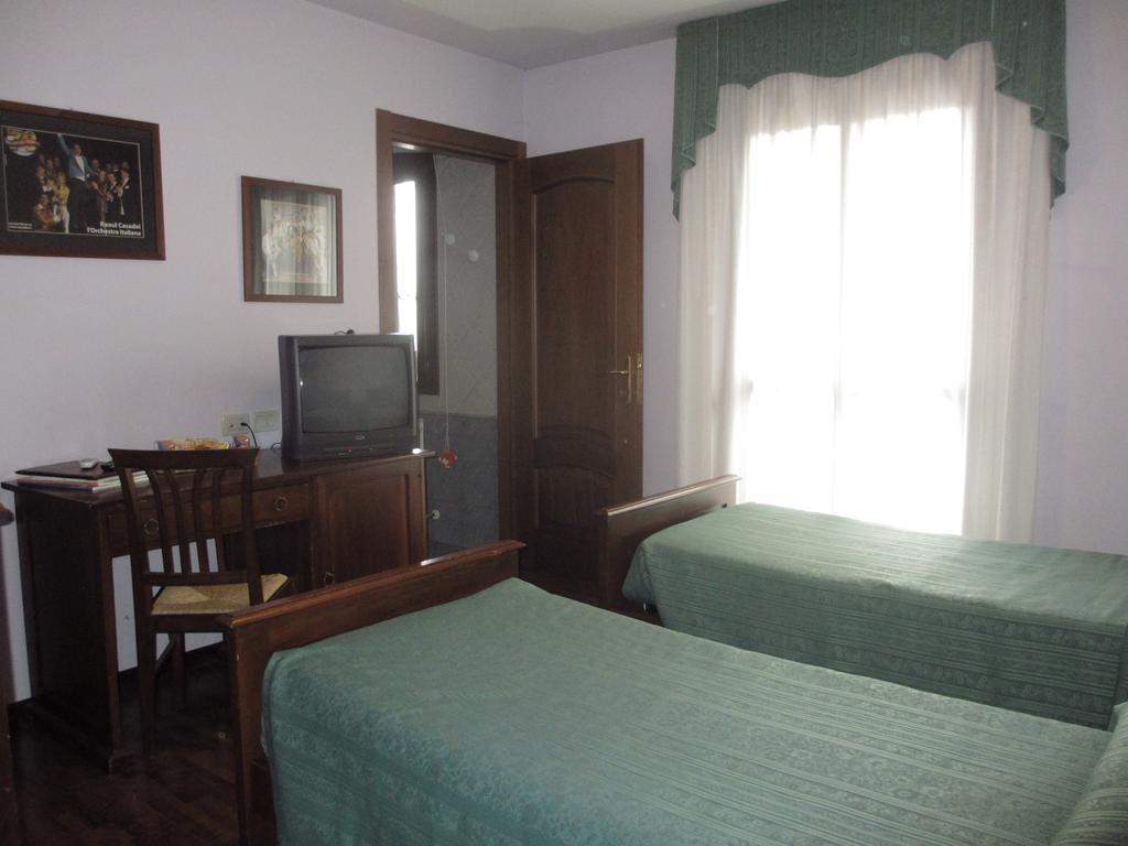 Principato Di Ariis Hotel Rivignano Kültér fotó