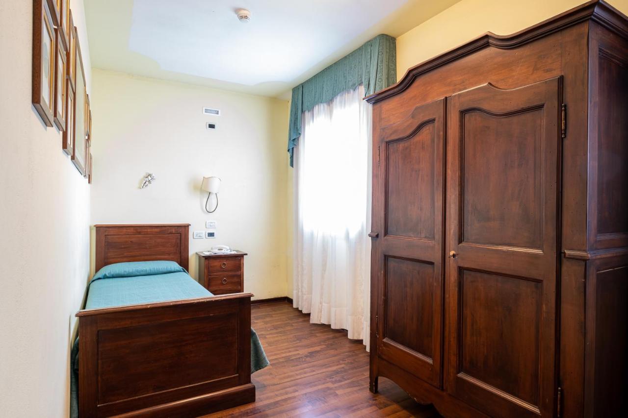Principato Di Ariis Hotel Rivignano Kültér fotó